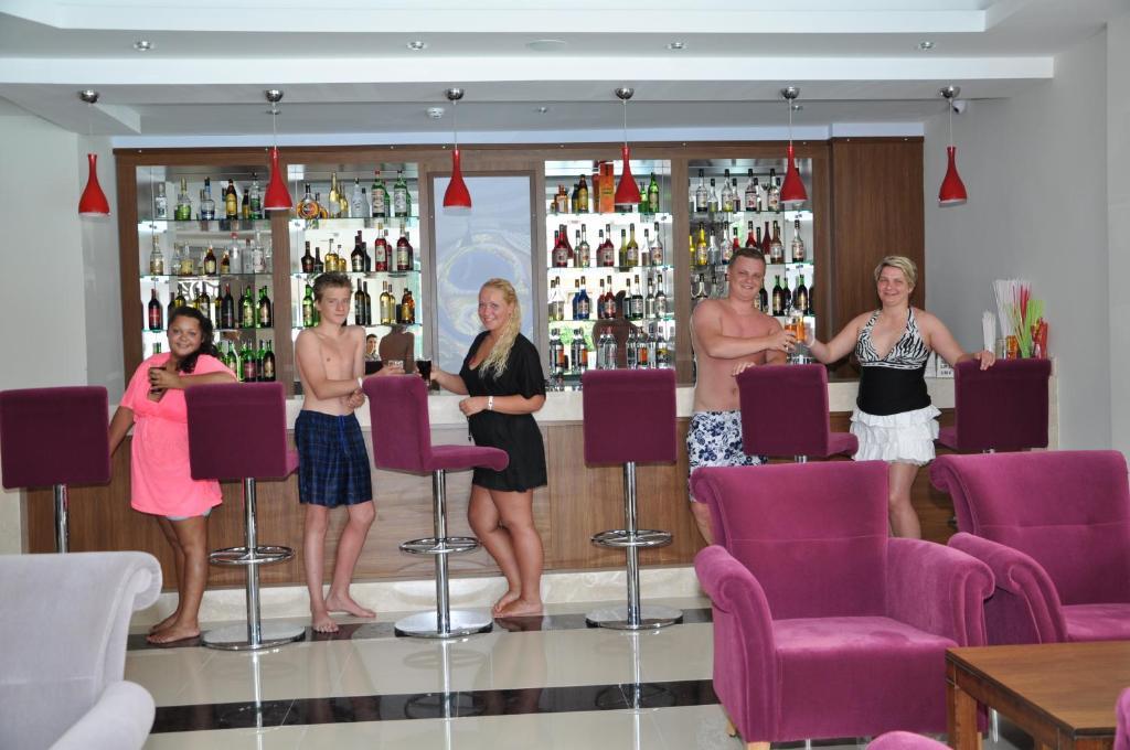 אלאניה Kleopatra Micador Otel מראה חיצוני תמונה