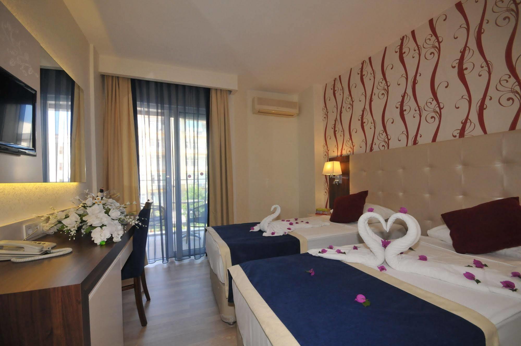 אלאניה Kleopatra Micador Otel מראה חיצוני תמונה